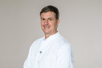 Dr. med. Thorsten Matthes - Chefarzt 