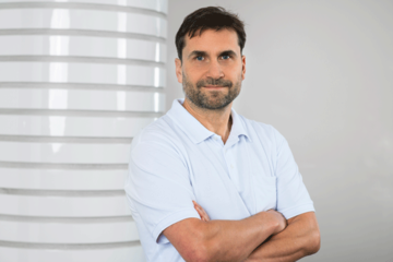 Dr Robert Thieme 