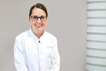 Dr.Kathrin-Matthes-Oberarztin-Wirbelsaeulenchirurgie-Krankenhaus-Tabea-Hamburg